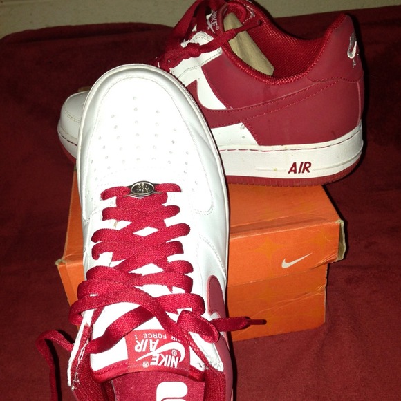 Men's af1 size 8.5 equivalent to women's 9.5 or 10