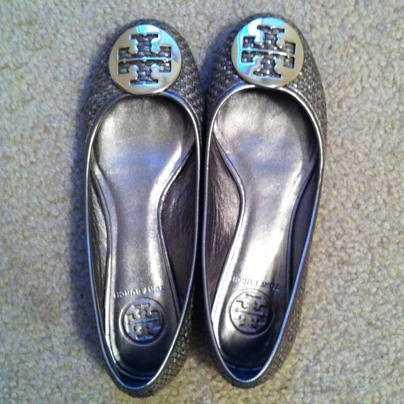 🌺SOLD🌺Authentic Tory Burch Flats!!