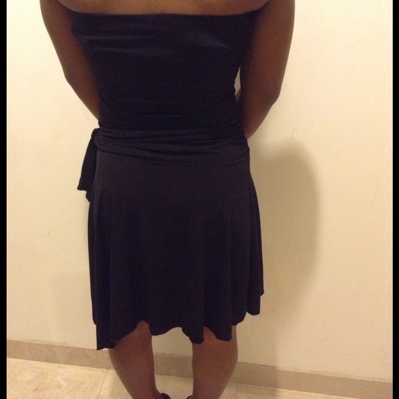 Simple yet sexy strapless dress***SOLD - Picture 3 of 4