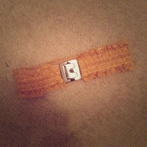 Light brown ruffle belt