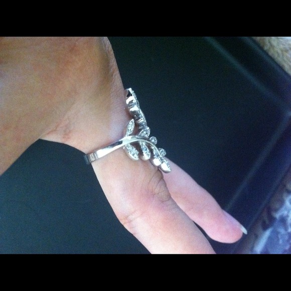 Silver leaf ring - Picture 3 of 3