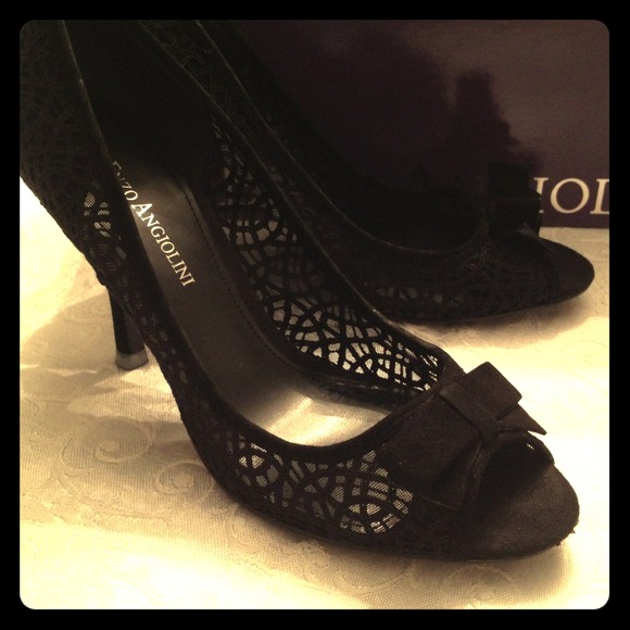 Enzo Angiolini Black lace shoe - Picture 1 of 4