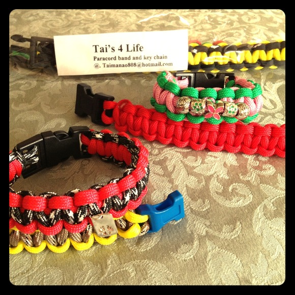 Tai's 4 Life multi colored  para cord bracelets ❤