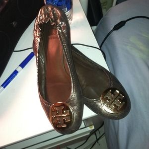 PRICE CUT Tory Burch metallic Reva flats size 8.5!