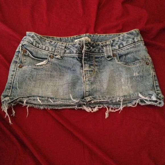 Denim skirt