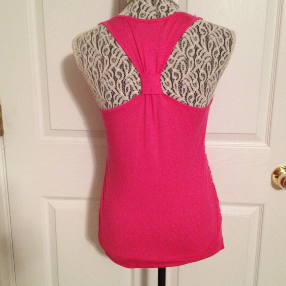 Top - Picture 2 of 4