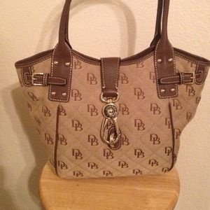 Dooney & Bourke Handbag***Reduced Price***