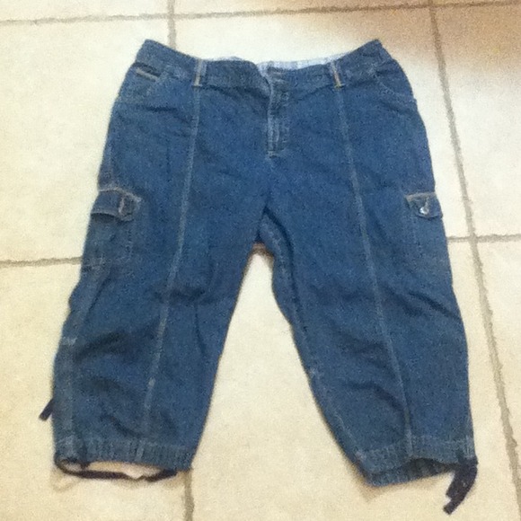 Super comfy cargo style jean pants