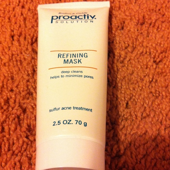Sold !!!!! Refining mask <3 proactiv solution .