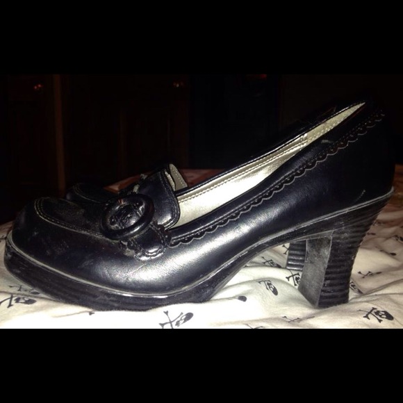 Black dressy heels