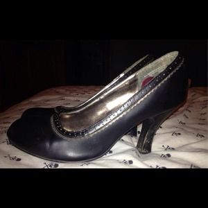 Black dressy heels
