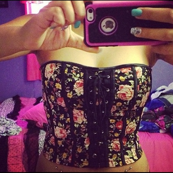 btq Outerwear - Strapless corset