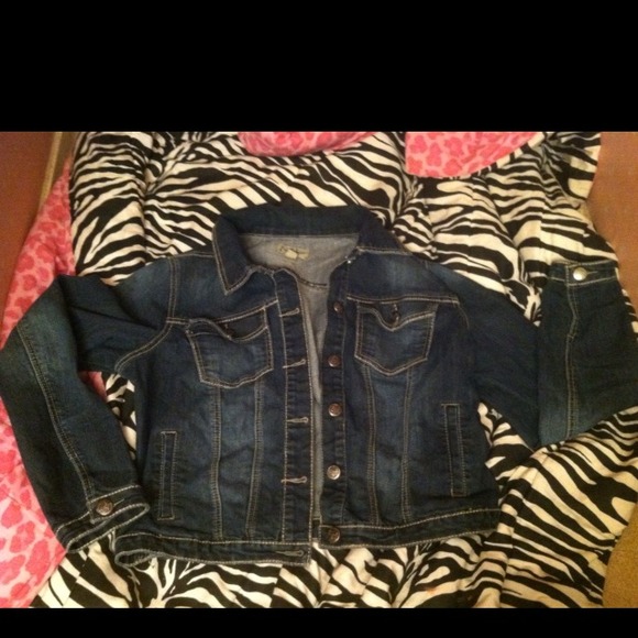Very cute denim jacket. (: - Picture 1 of 1