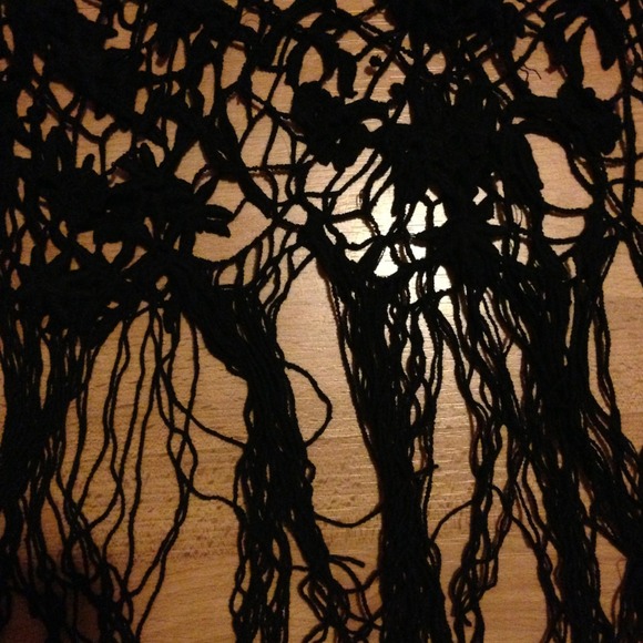 Black Crotchet Top - Picture 2 of 2