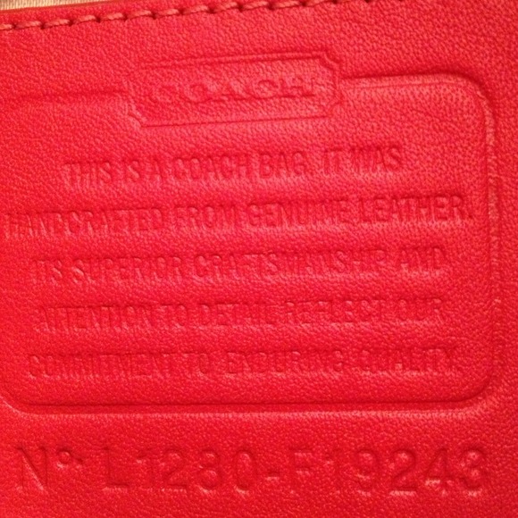 HOST PICK red leather Coach bag - Picture 5 of 5