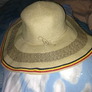 FOREVER 21 SUN HAT