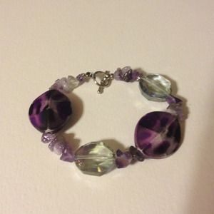 Purple leopard bracelet with a toggle clasp