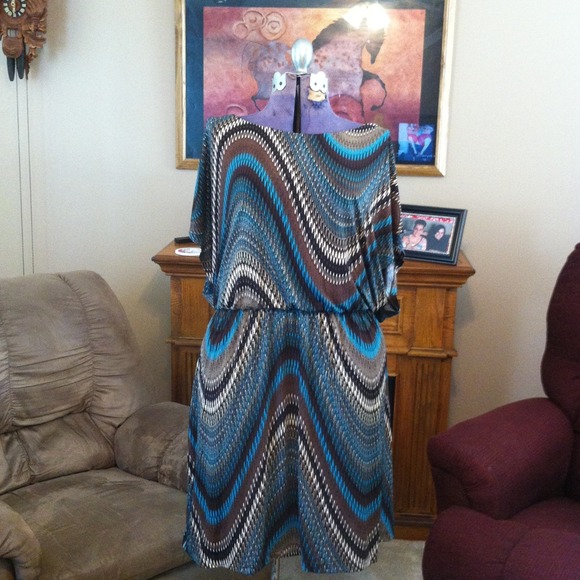 Lined dress.  REDUCED!!!!!!    hOLD!!!!!