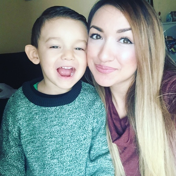 🙋🏼MEET YOUR SELLER🌸 - Picture 2 of 4