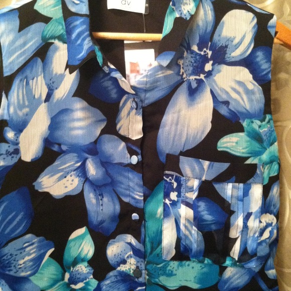 REDUCED🎉💢 NWT dolce vita Hawaiian dress - Picture 3 of 3