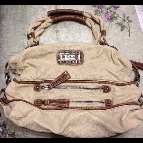 Kathy Van Zeeland Pebble Embossed Nappa Sand