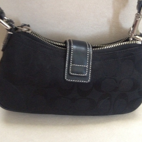 ❌Sold❌Authentic Coach purse.  Great condition! - Picture 3 of 4