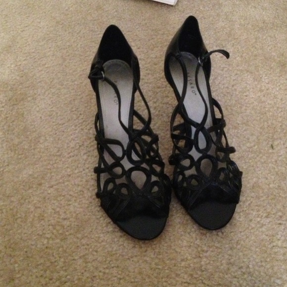 Black heals
