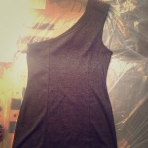 Black/gold one shoulder body com