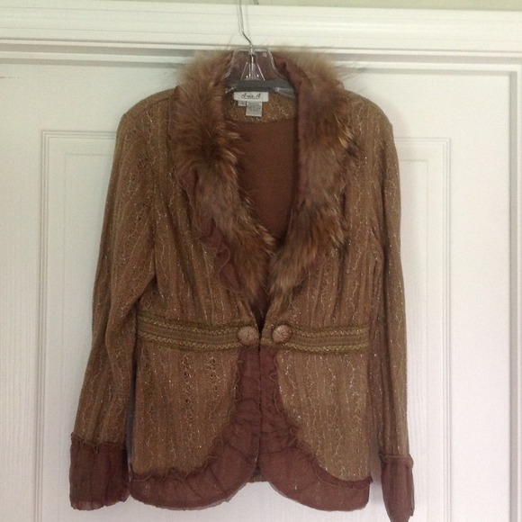 Aris. A Sweater Jacket - Size Medium