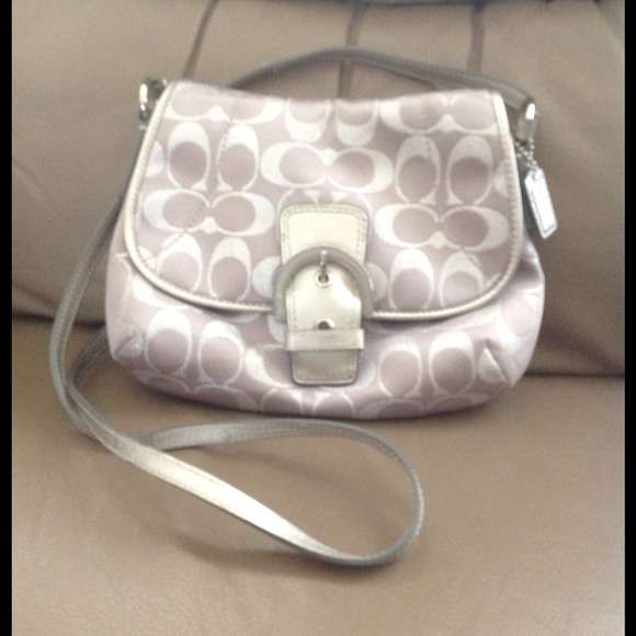 Last Reduction/Coach Soho Signature Cross Body Bag