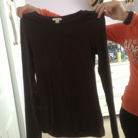 Brown long sleeve top!