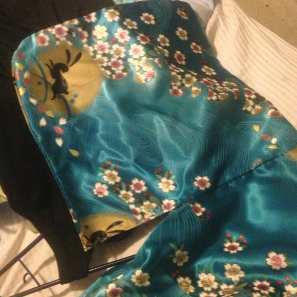 Authentic Japanese kimono - Picture 3 of 4