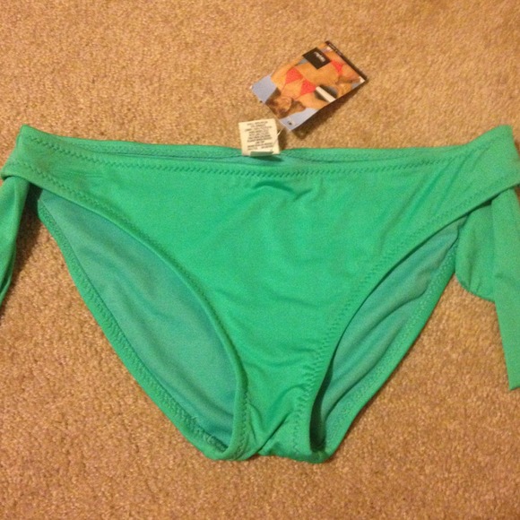 Nwt jade seafoam green bikini bottoms