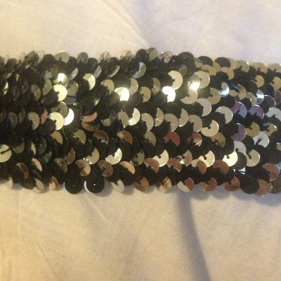 Silver & Black sequin metal interlocking belt - Picture 3 of 4