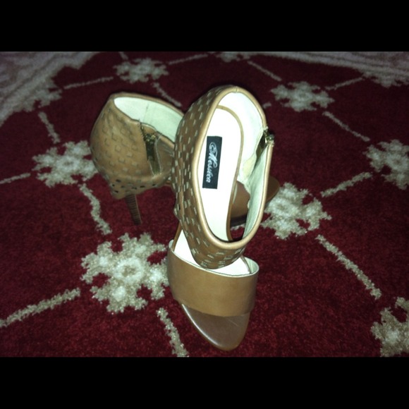 SOLD!! - Picture 2 of 3