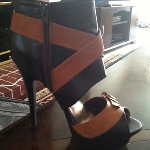 Brown NYLA  platform