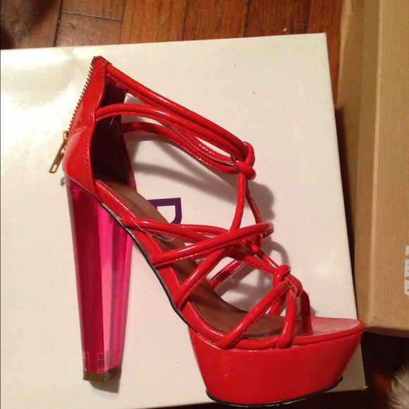 Top shop NYC heel sandals. Worn once