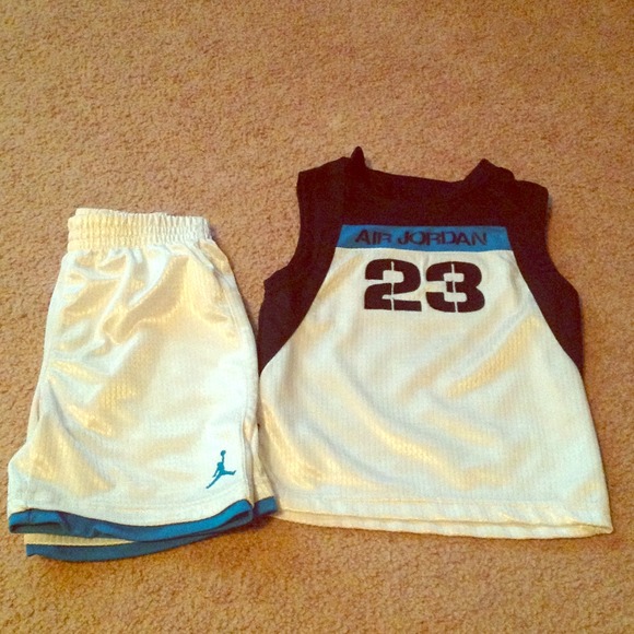 Toddler Jordan outfit