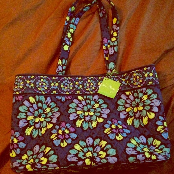 BNWT! Vera Bradley shoulder bag