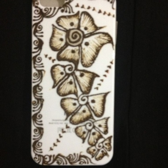 IPhone 5 hard case henna designed - Picture 3 of 3