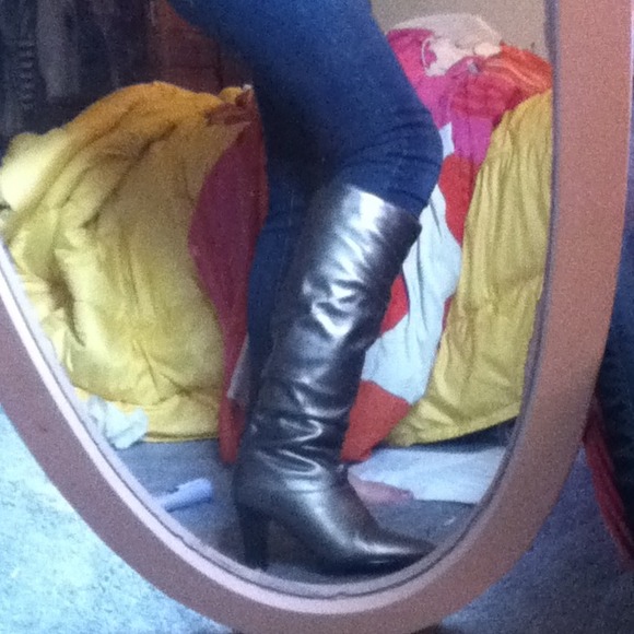 Metallic boots - Picture 2 of 4
