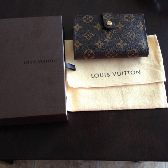 ✨SOLD✨ LV French Wallet