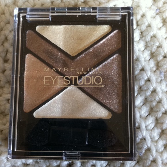 Bundle-Eyeshadow and Capri's for @Tammyk289