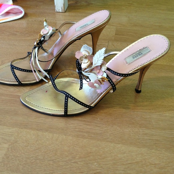 Special edition Prada sandals - Picture 2 of 4