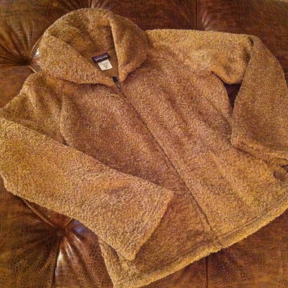 Patagonia Synchilla Zipper Front Fleece - Size XL!