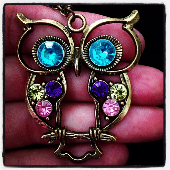 Buy 2 Get 3 FREE! Crystal Blue Eyed Owl - Picture 3 of 4