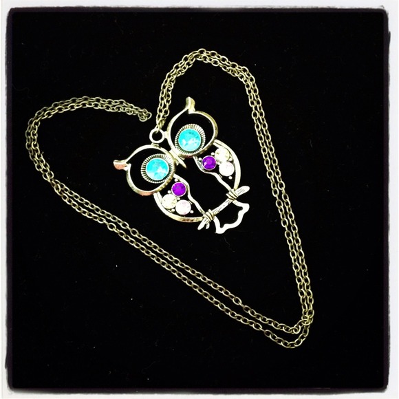 Buy 2 Get 3 FREE! Crystal Blue Eyed Owl - Picture 4 of 4