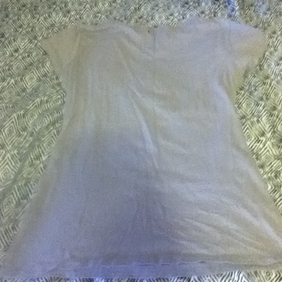 Wet seal shirt! - Picture 3 of 3
