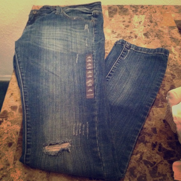 Size 13 L WetSeal Skinnies Never Worn