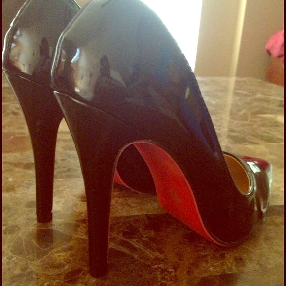 Red bottom pumps